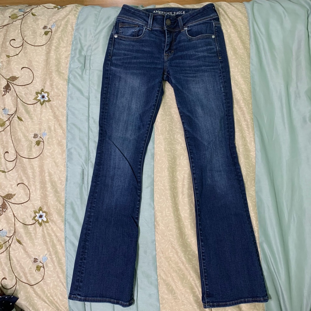 American Eagle Bootcut Jeans 👖